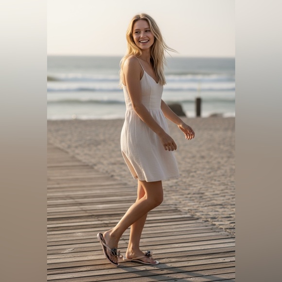 Valentino Garavani Lace Bow Sandals EU 40 / US 10 - Picture 16 of 16